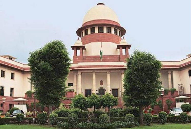 Supreme Court Upholds the Requirement of Serving Summons with Plaint as Mandated by Order V Rule 2 of Civil Procedure Code